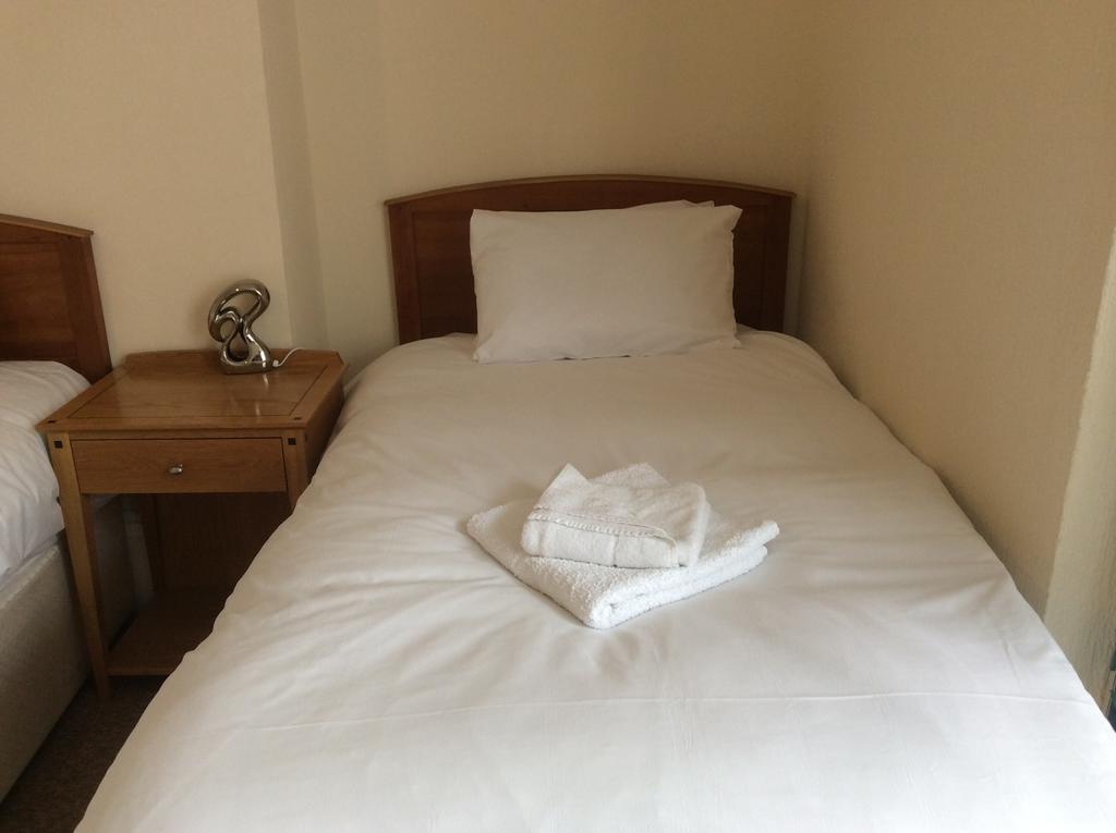 Sterling Lodge Hotel Eastbourne Eksteriør billede